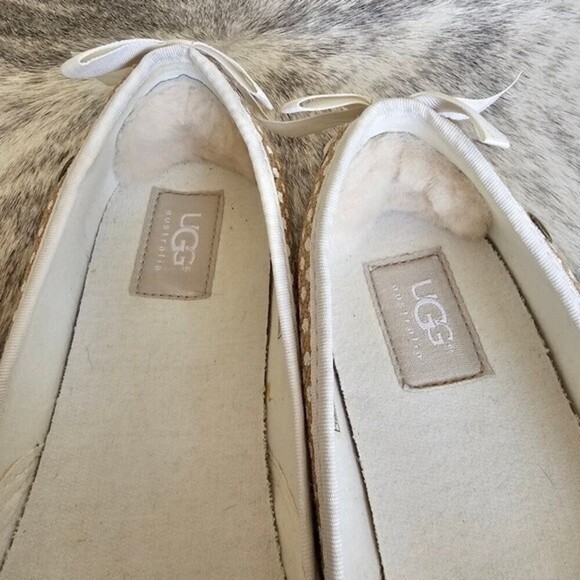 UGG Indah Sheepskin Polka Dot Lace Up Burlap Flats - Picture 5 of 10